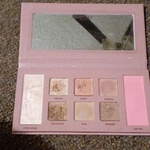 Eyeshadow pallett